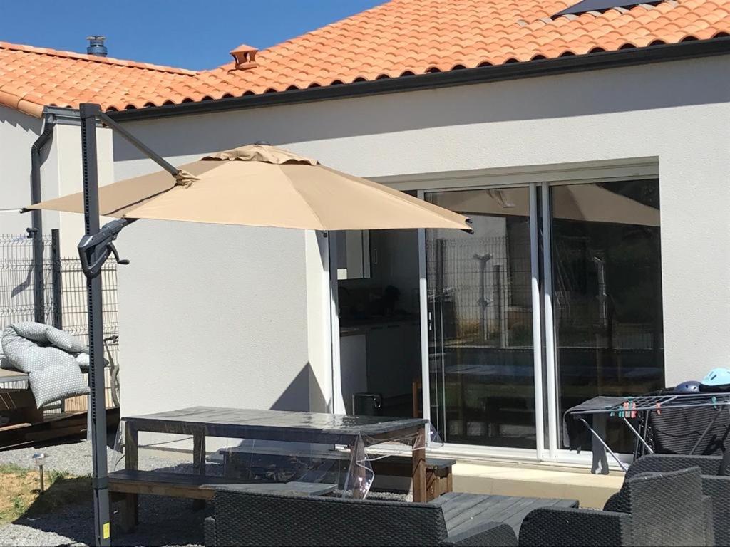 Maison Cosy A 400 M De La Mer! Saint-Vincent-sur-Jard Exterior foto